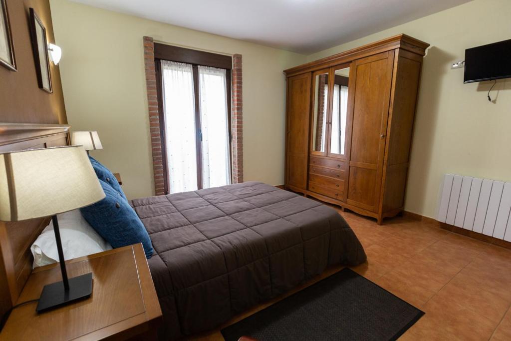 Apartamentos El Caseron Сото де Кангас Екстериор снимка