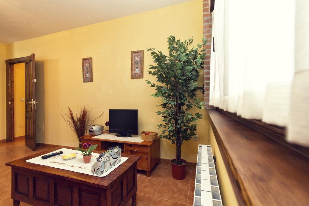 Apartamentos El Caseron Сото де Кангас Стая снимка